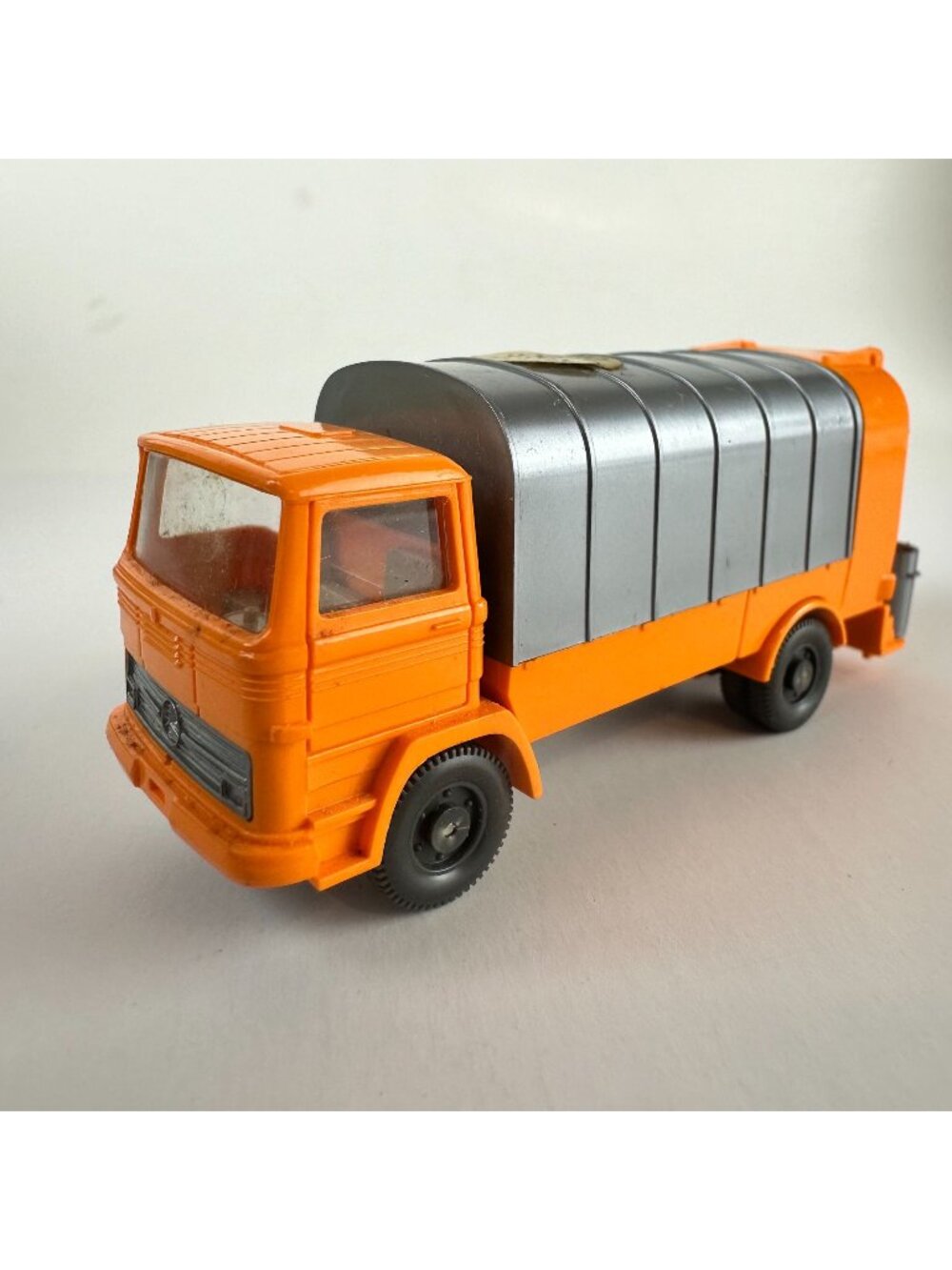 Vintage Wiking Kuka Plastic Garbage Refuse Truck Toy Model